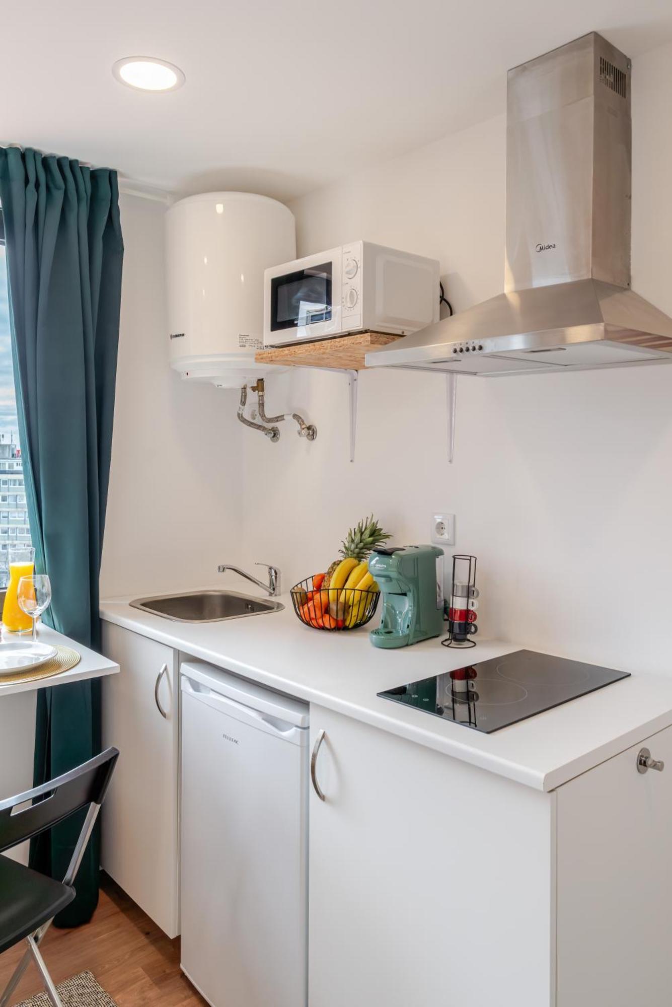 Apartament Hostwise - Stylish Sunny Flats